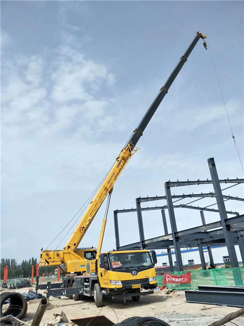 海门市超高层建筑钢结构吊装案例